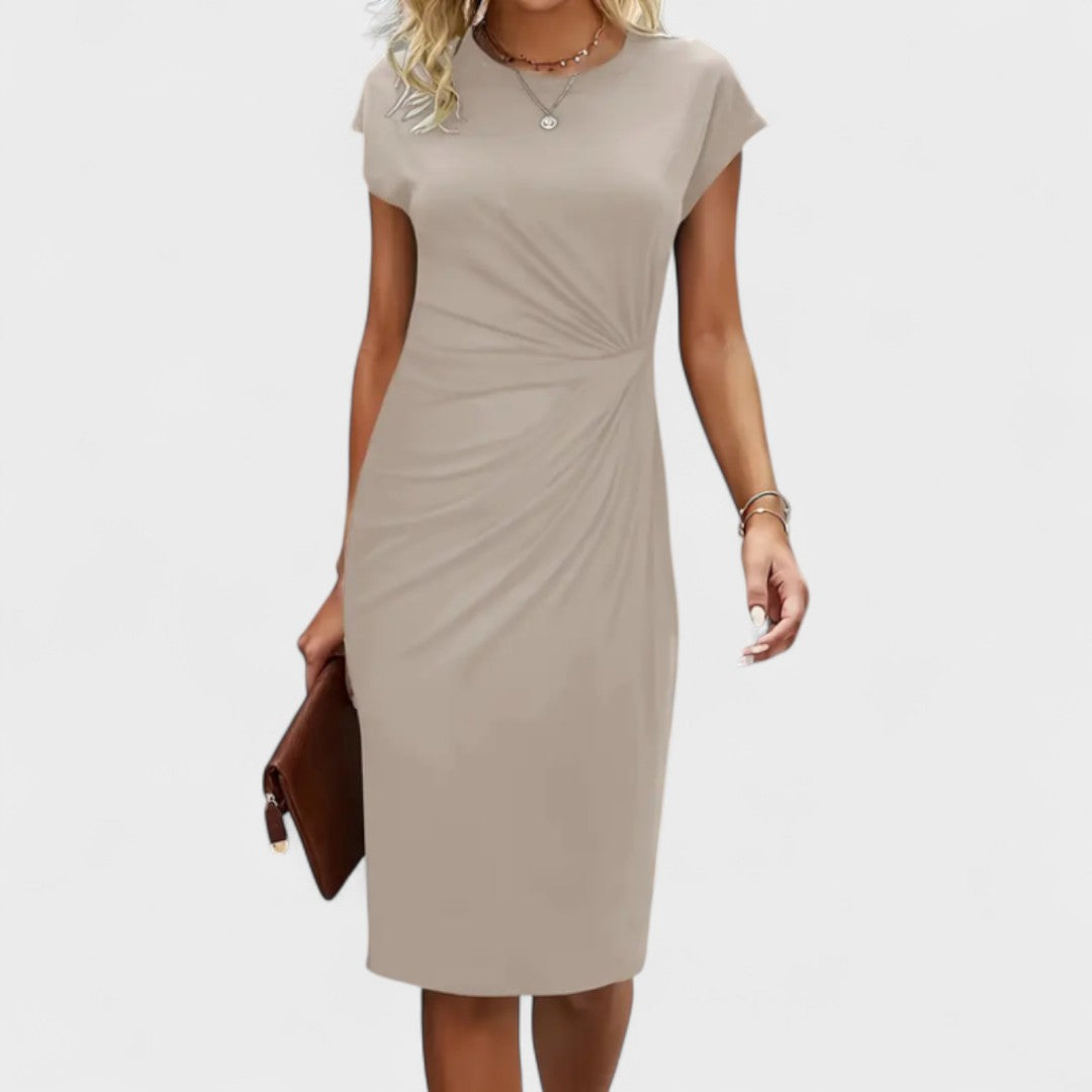 Elvira | Eleganta kleita ar īsām piedurknēm piedurknēm".