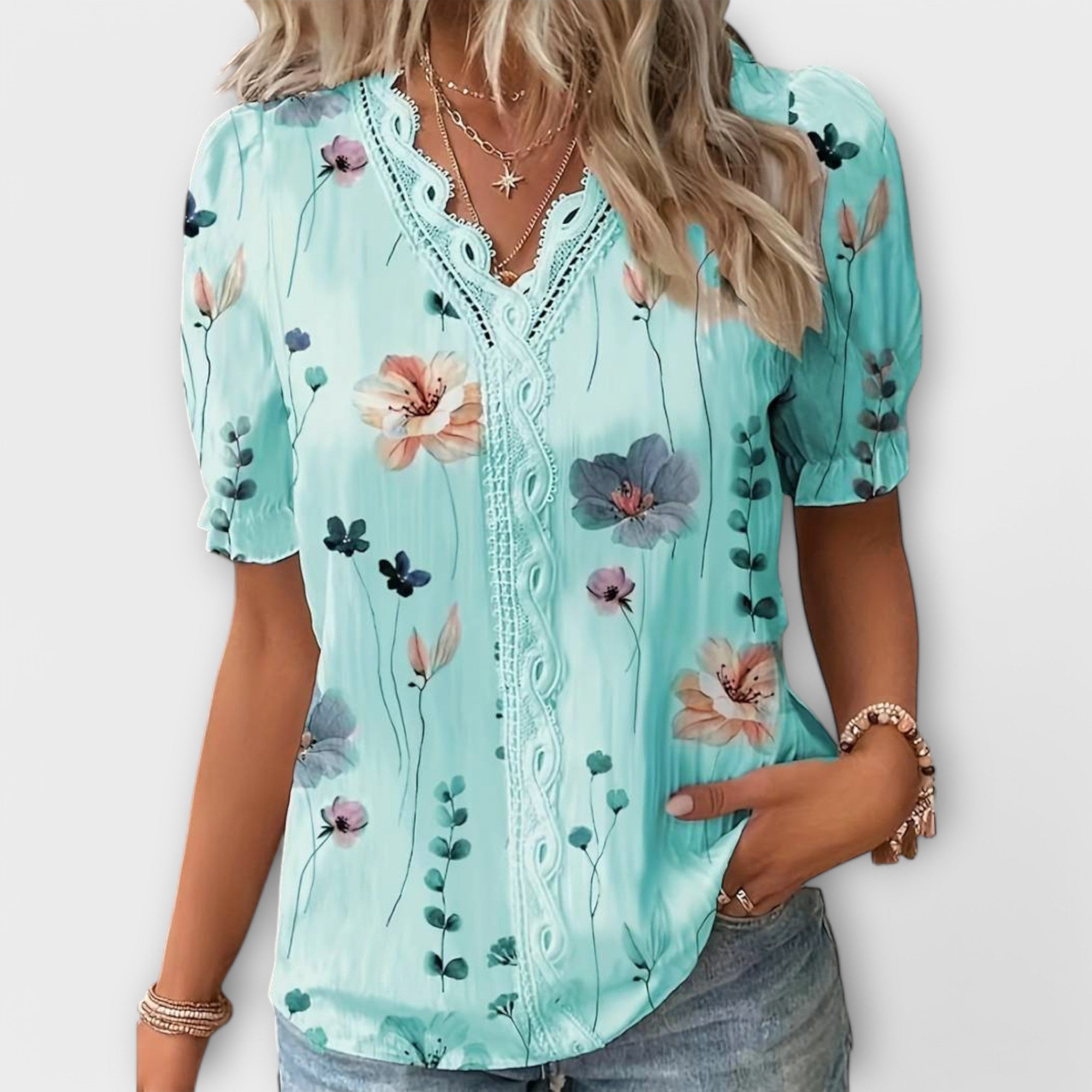 Emīlija - Fashion blus med V-ringning