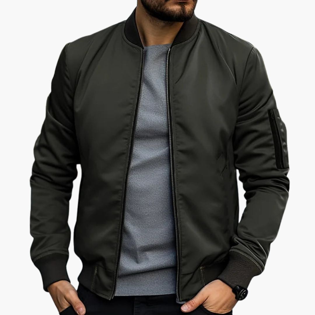 Lukáš – Bomber Jaka