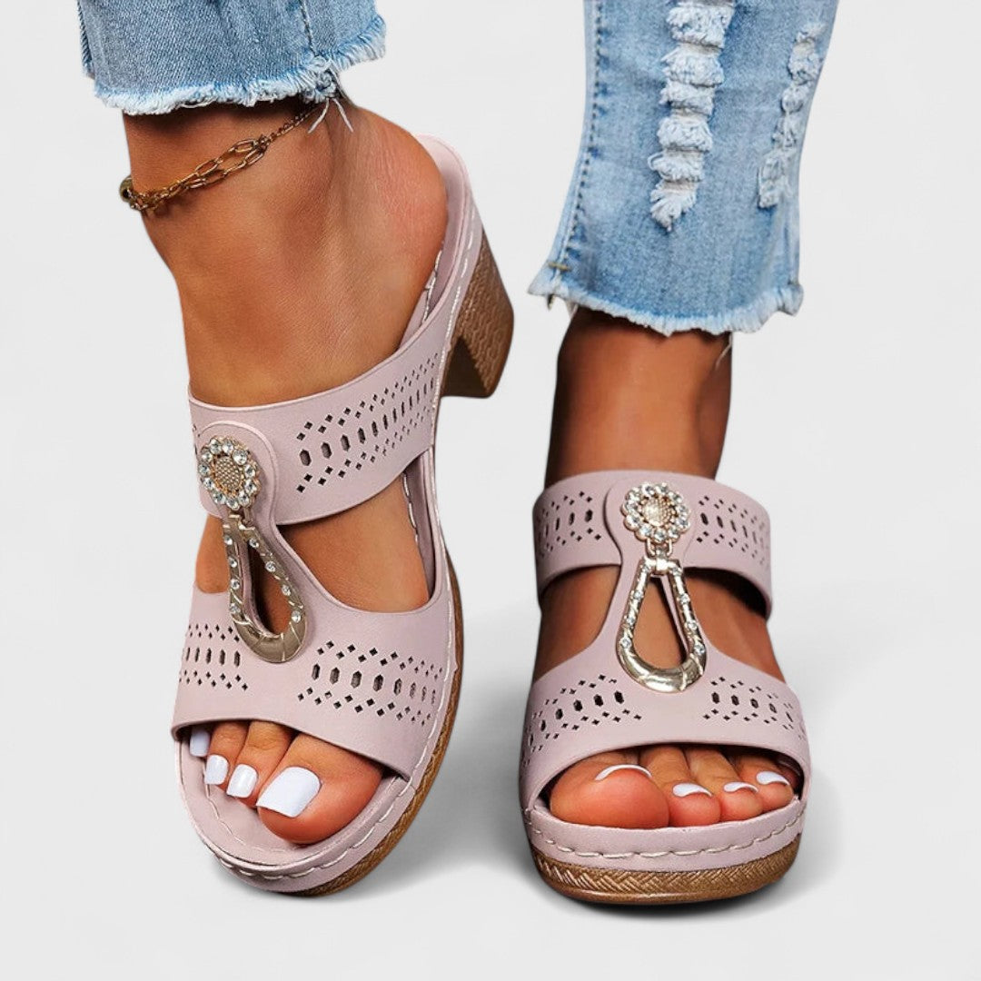 Vlasta - Eleganti un Ērti Ortopēdiskie Sandales