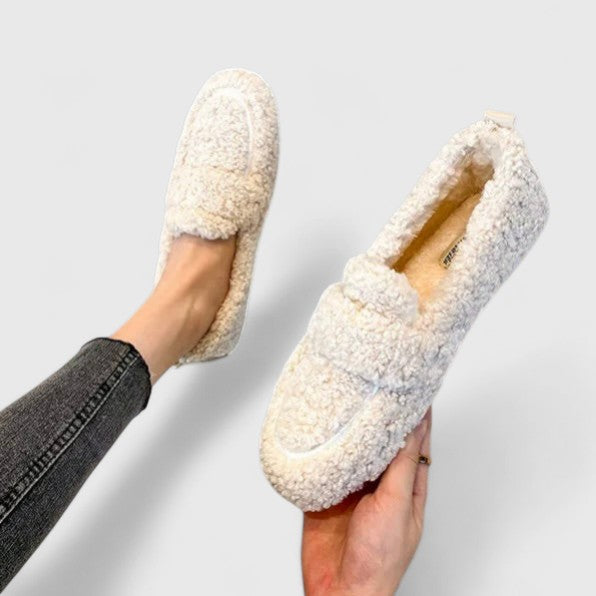 Adriana | Silti čības ar elegantu dizainu