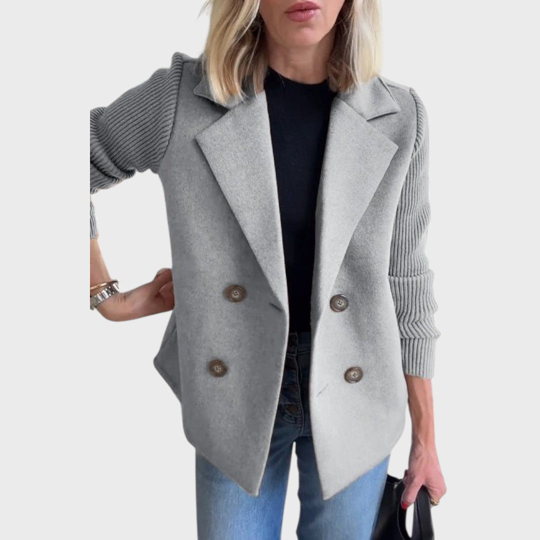 Emma - Elegants blazeris ar adījumu piedurknēm