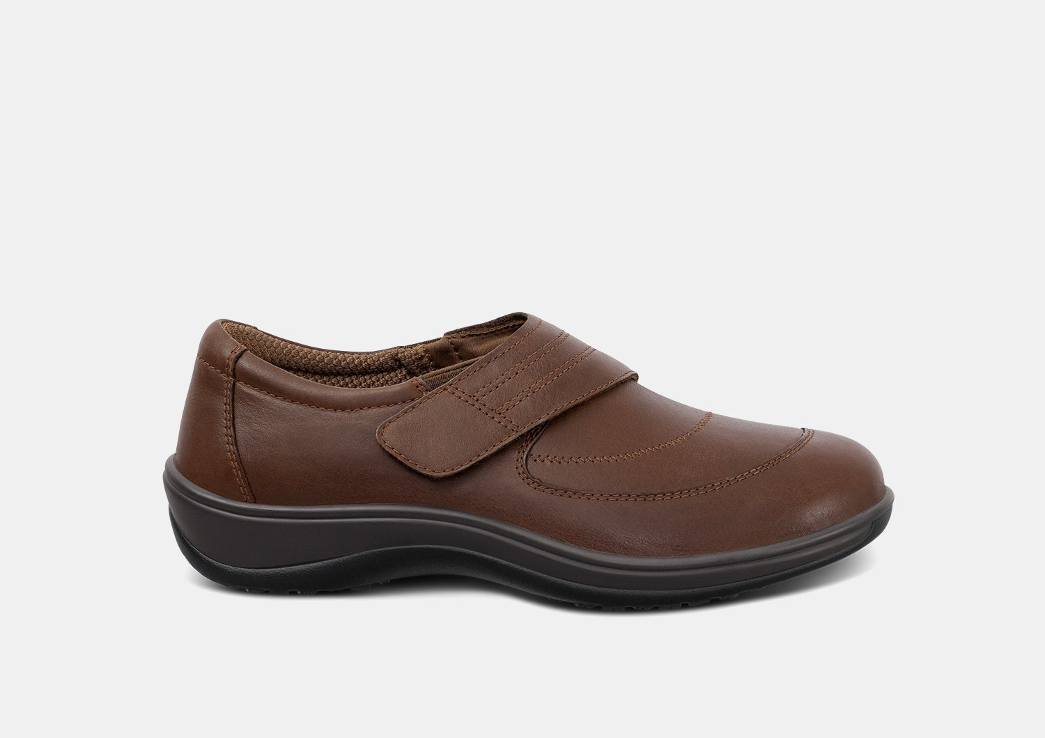 Emīlija – Bez piepūles eleganse mūžīgā melnā