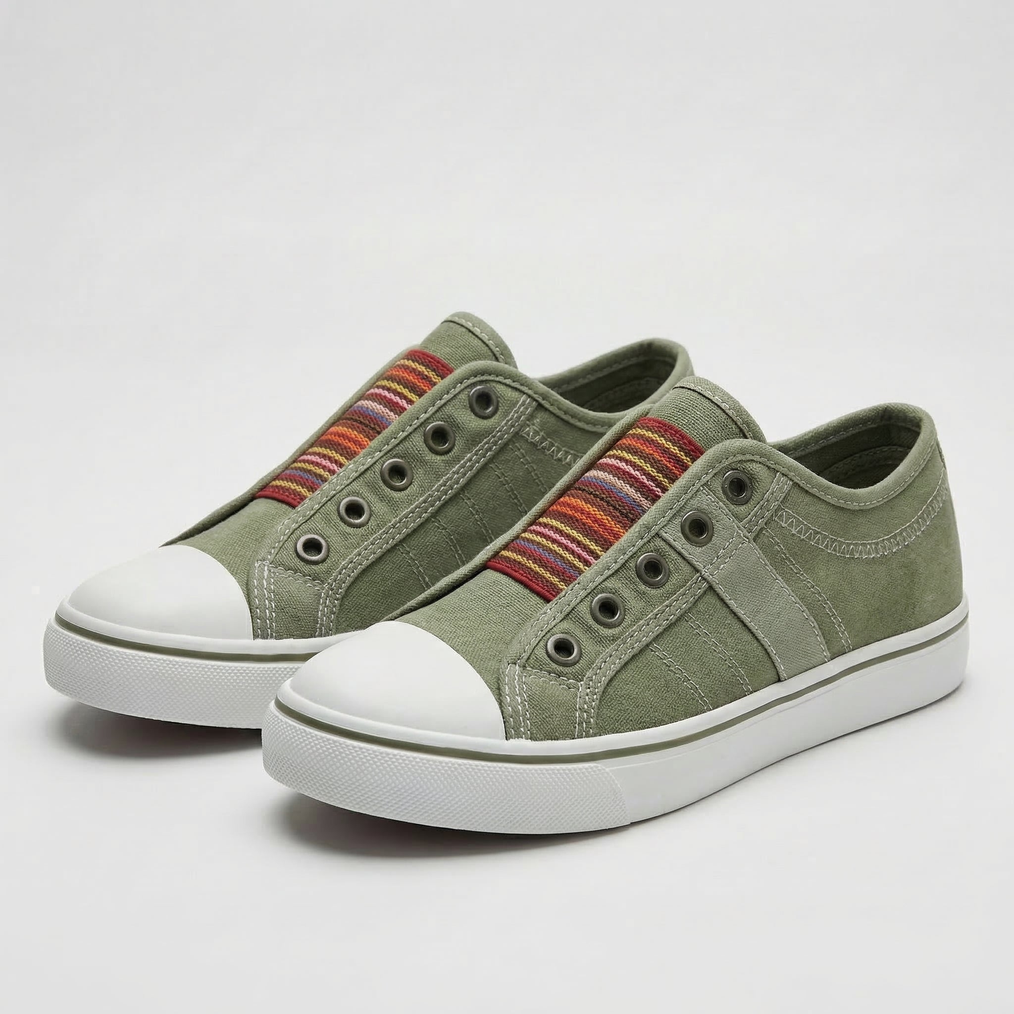 Hanna - Ikdienišķi Slip-On Sneakeri